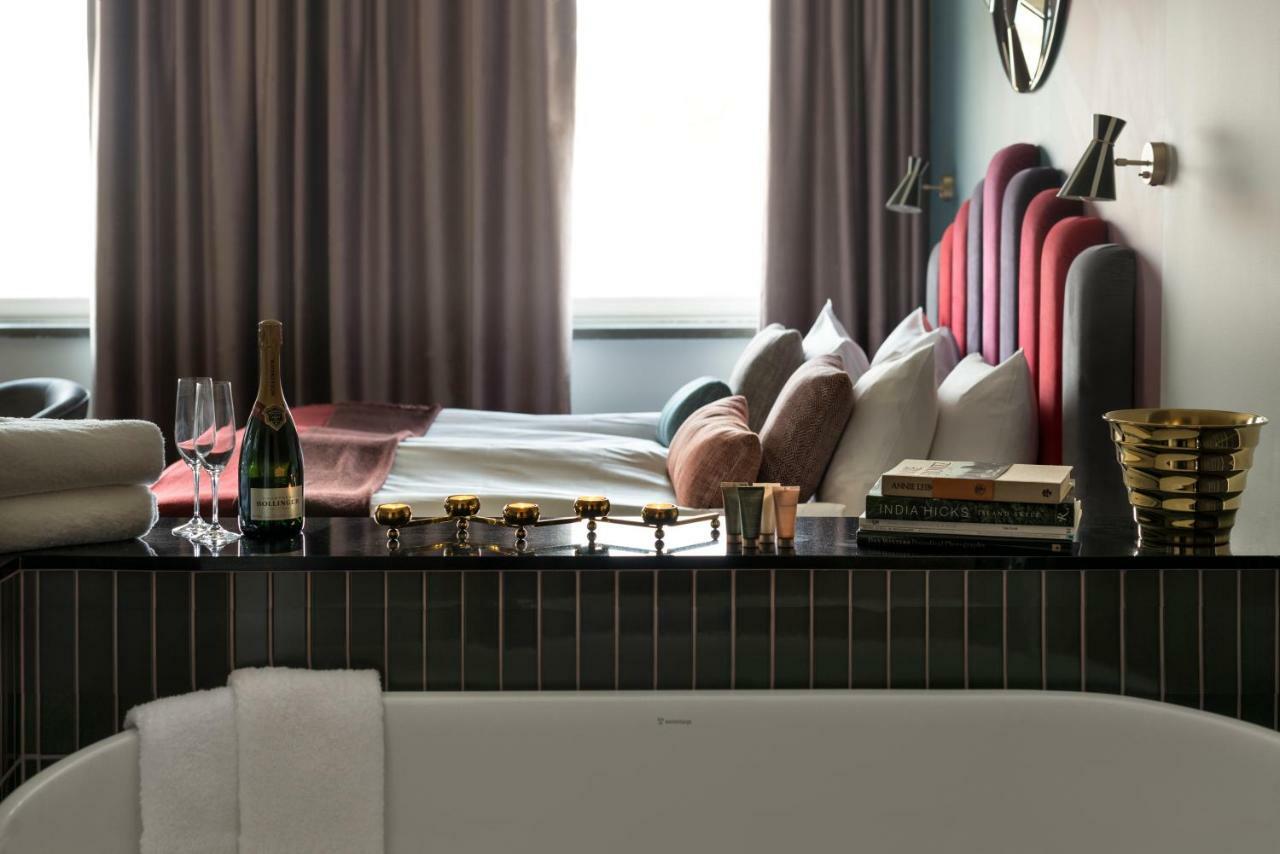 Naesby Slott Hotel แทบี ภายนอก รูปภาพ